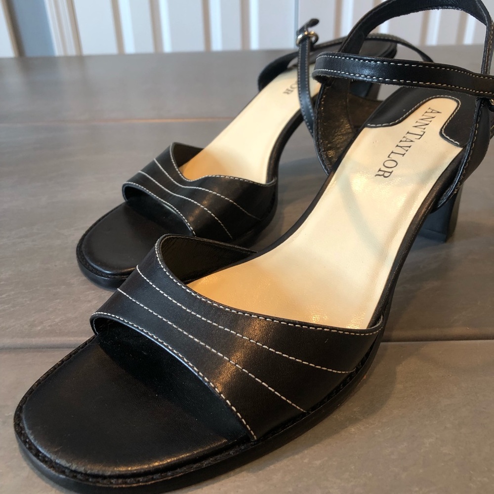ANN TAYLOR black strappy heels